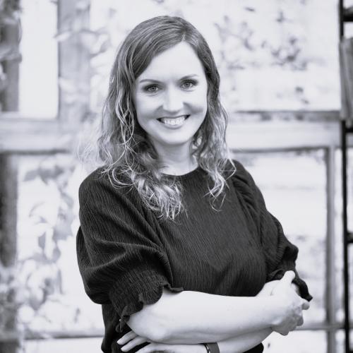 Elīna Ozola