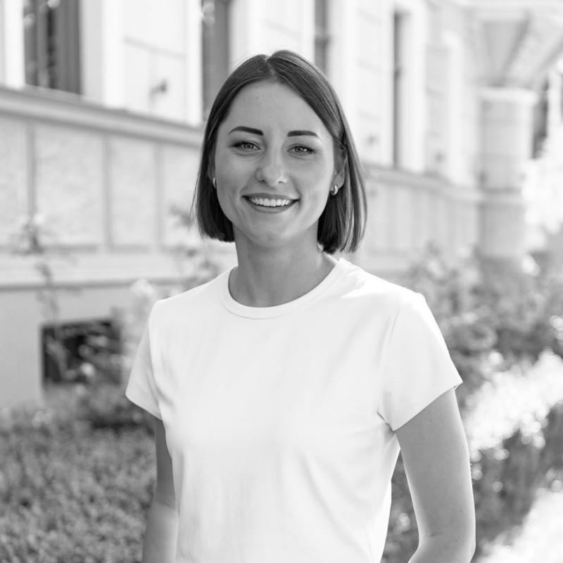 Elīna Tiliba