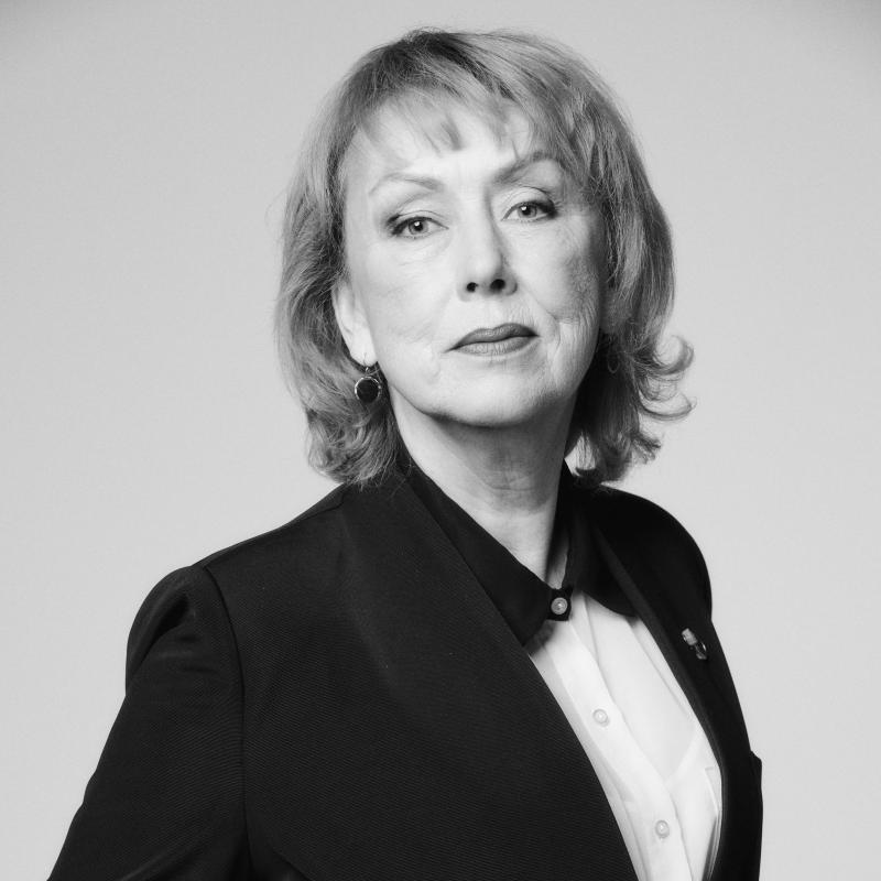 Ieva Akuratere