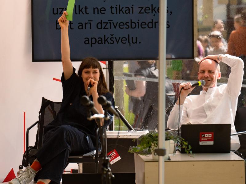 Nepopulāro viedokļu parāde