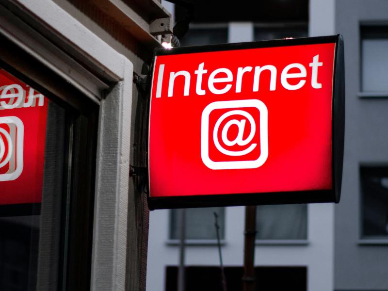 Zinātnes kafejnīca "Diena, kad pazudīs internets"/ #DigitālāsBrokastis