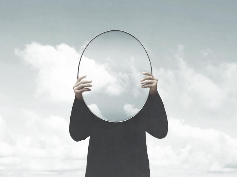 Interaktīva lekcija "Mans portrets draudu ēnā"