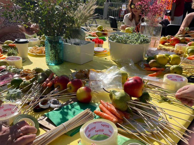 Meistarklase “Veselīgi mākslinieciskais Es!” un pirmās dienas programmas noslēguma daļa