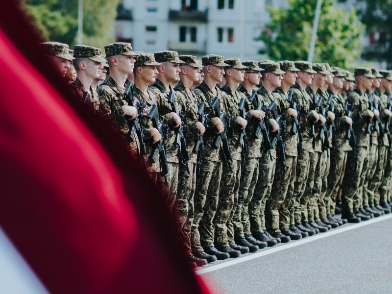 Diskusija "Iesaukums Valsts aizsardzības dienestā - ieguvums vai zaudēts laiks?"