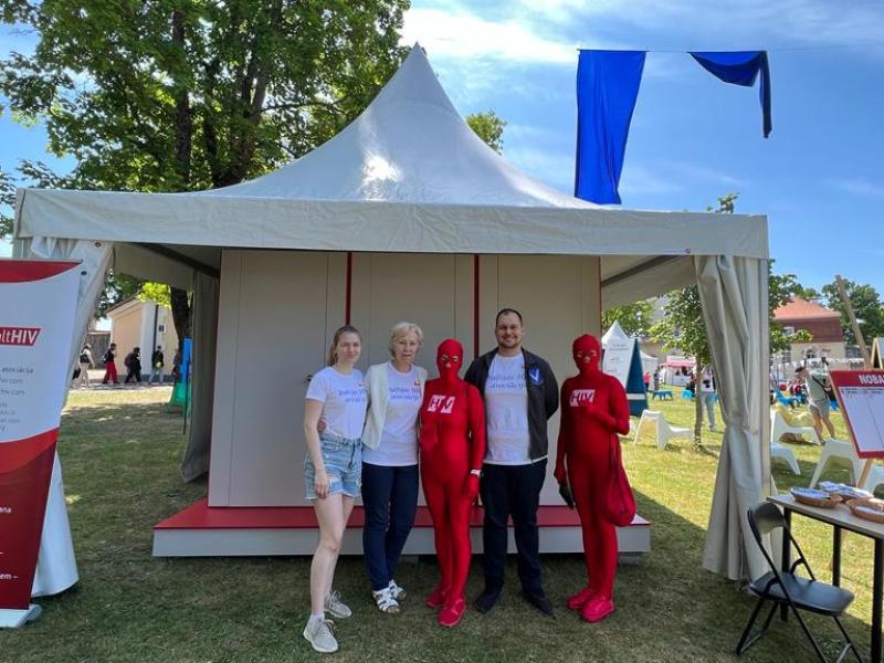 HIV un hepatīta pietura