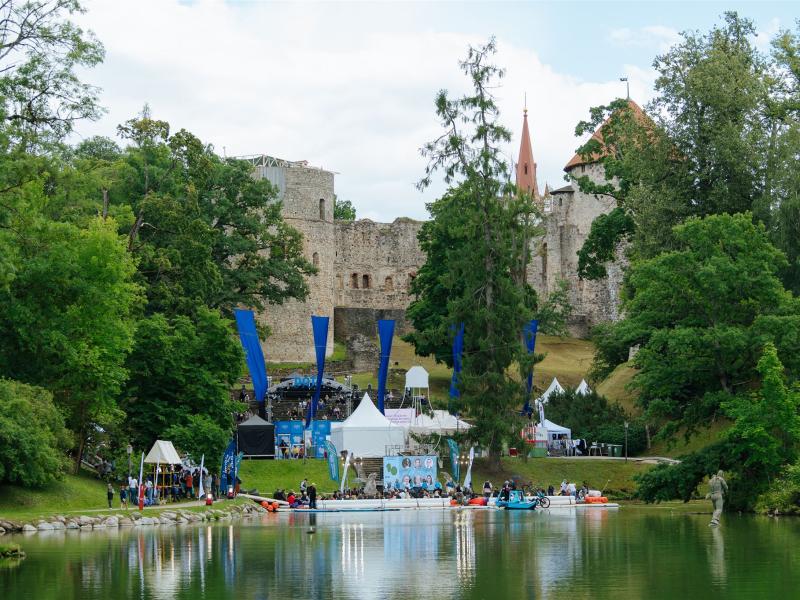 Sarunu festivāla LAMPA 2025 atklāšana