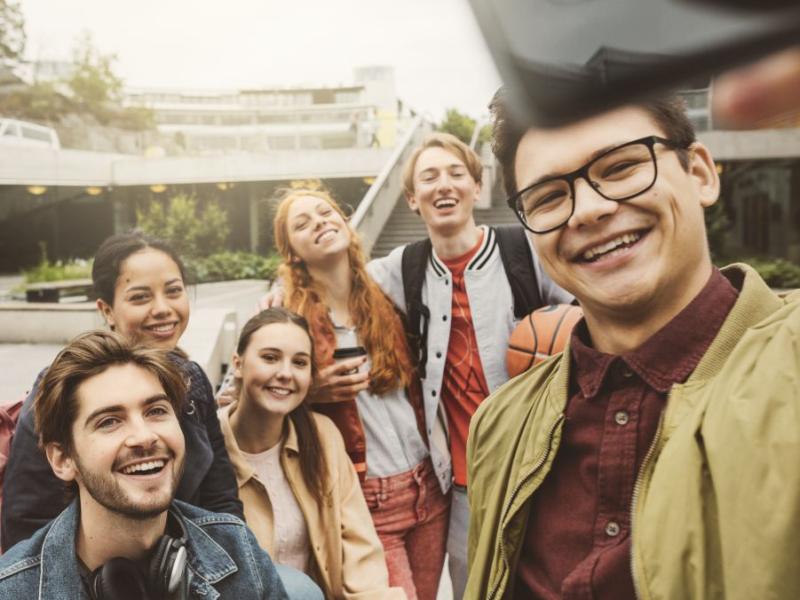 Swedbank jauniešu ilgtspējas programmas "Beelievers" diskusija "Kā jauniešiem kļūt par ilgtspējas pārmaiņu aģentiem?”