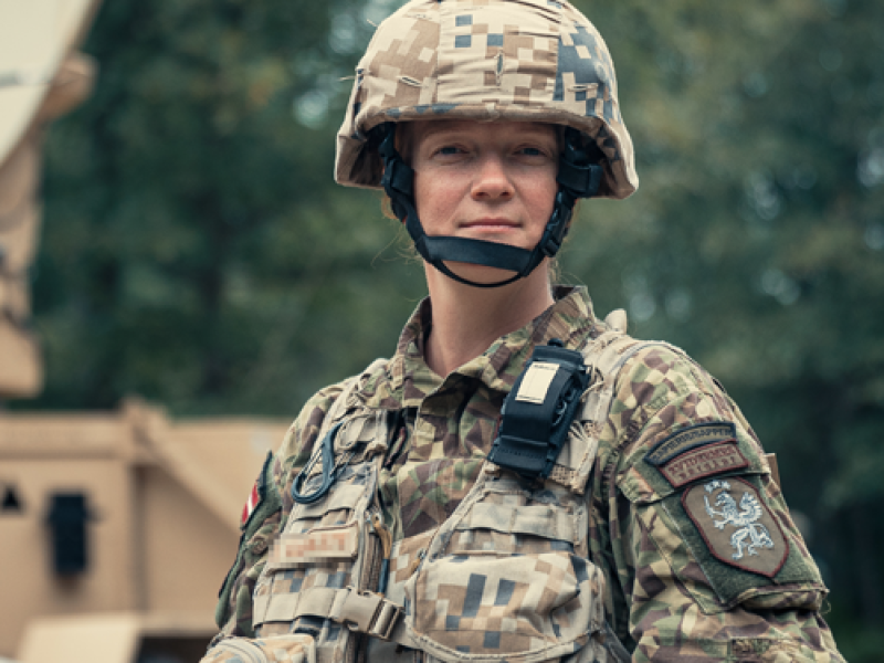 Diskusija "Sieviete mūsdienu armijā"