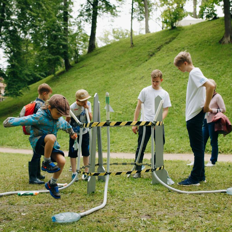 Bērnu programma miniLAMPA