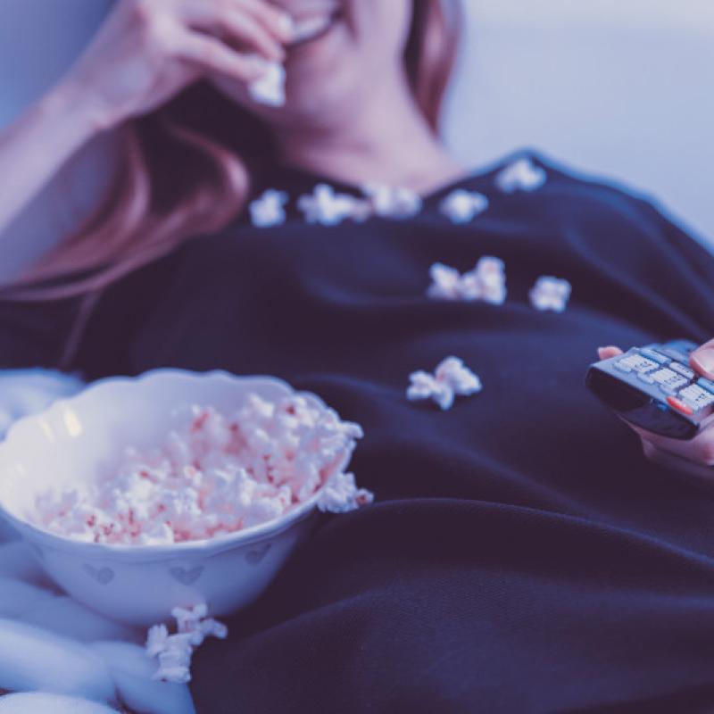 Popkorna rīts "Priekšvēlēšanu reklāmu arhīvs"