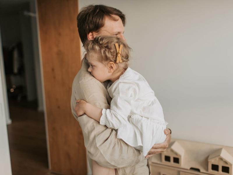 Saruna ""Svešu bērnu nav!"  Tēvi starp ģimenēm."