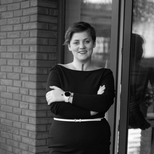 Elīna Zesere