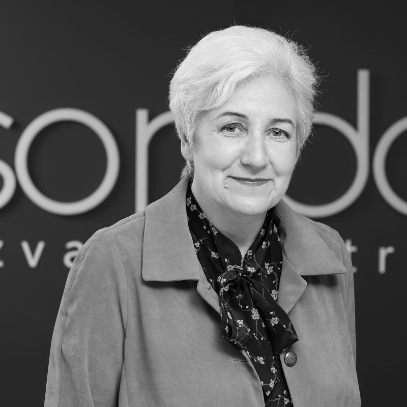 Sandra SĪle