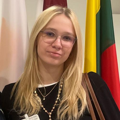 Marta Evelīna Apsīte